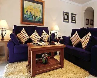Hotel Club La Costa At Farolas Royale